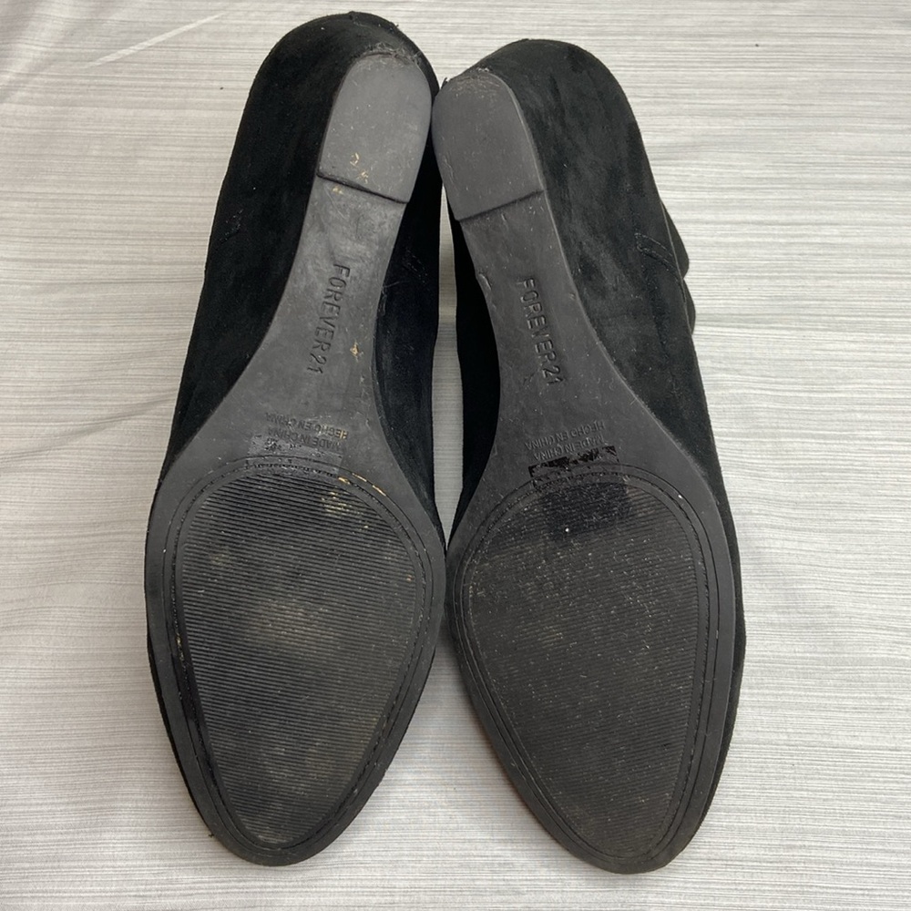 Forever 21 Black Wedge Booties Size 8 - Picture 3 of 5